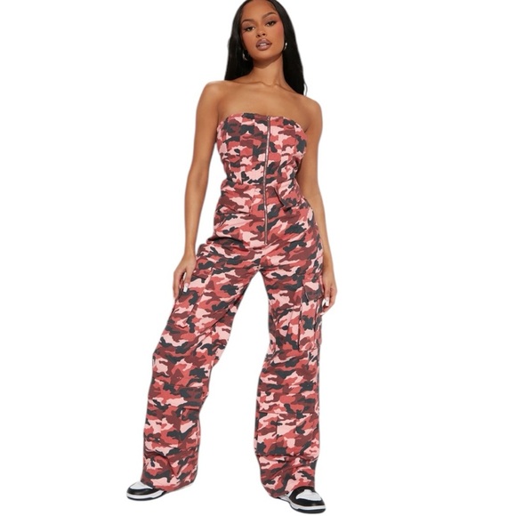 Fashion Nova.  Red and Orange Jumpsuit with Wide-Leg Design - Picture 1 of 9